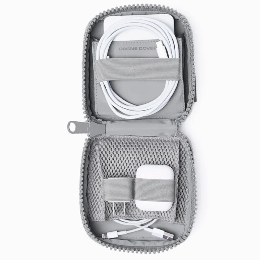 Dagne Dover Arlo Tech Organizer